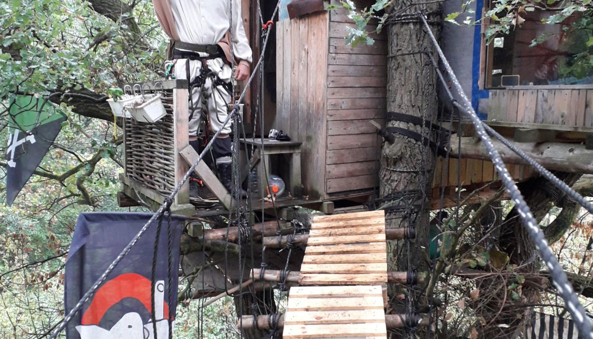 Campamento en el bosque Hambacher Forst.